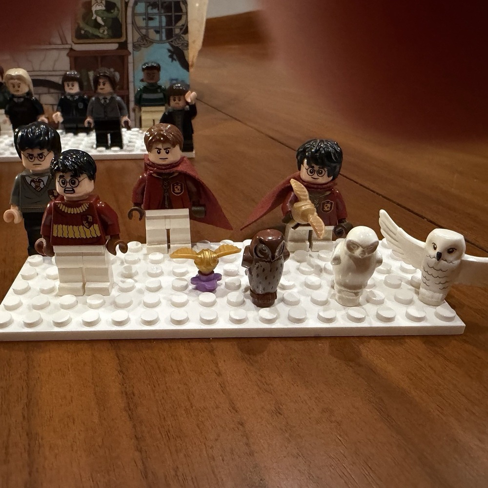 LEGO Harry Potter 4lb Lot 20+ Minifigures Sets - Picture 7 of 15